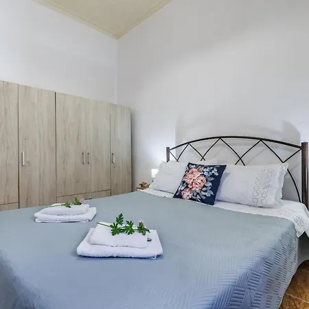 Arbaroriza House With Sea View Apartment *
