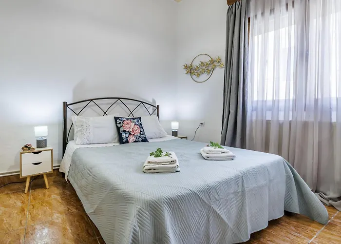 Skopelos Arbaroriza House With Sea View Апартаменты