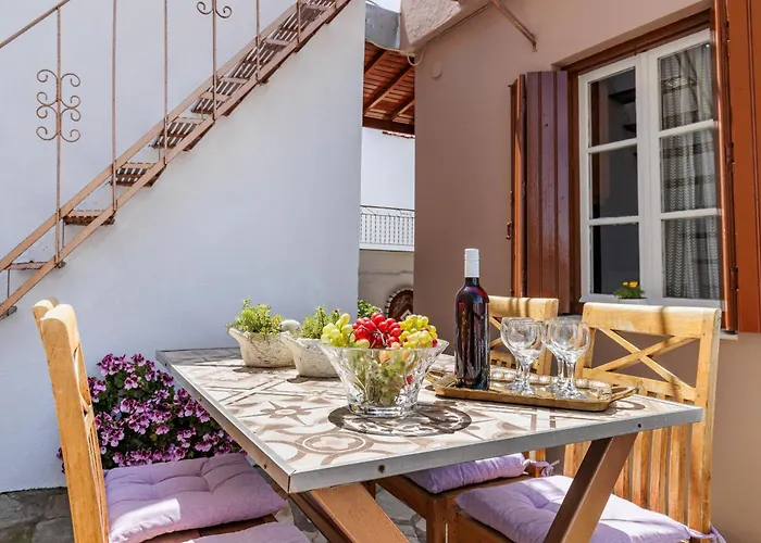 Spacious Family House With Sea View & Garden - Near * Skopelos Town